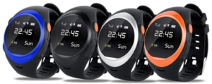 vier Tracker S888 Armbanduhren in verschiedenen Farben nebeneinander